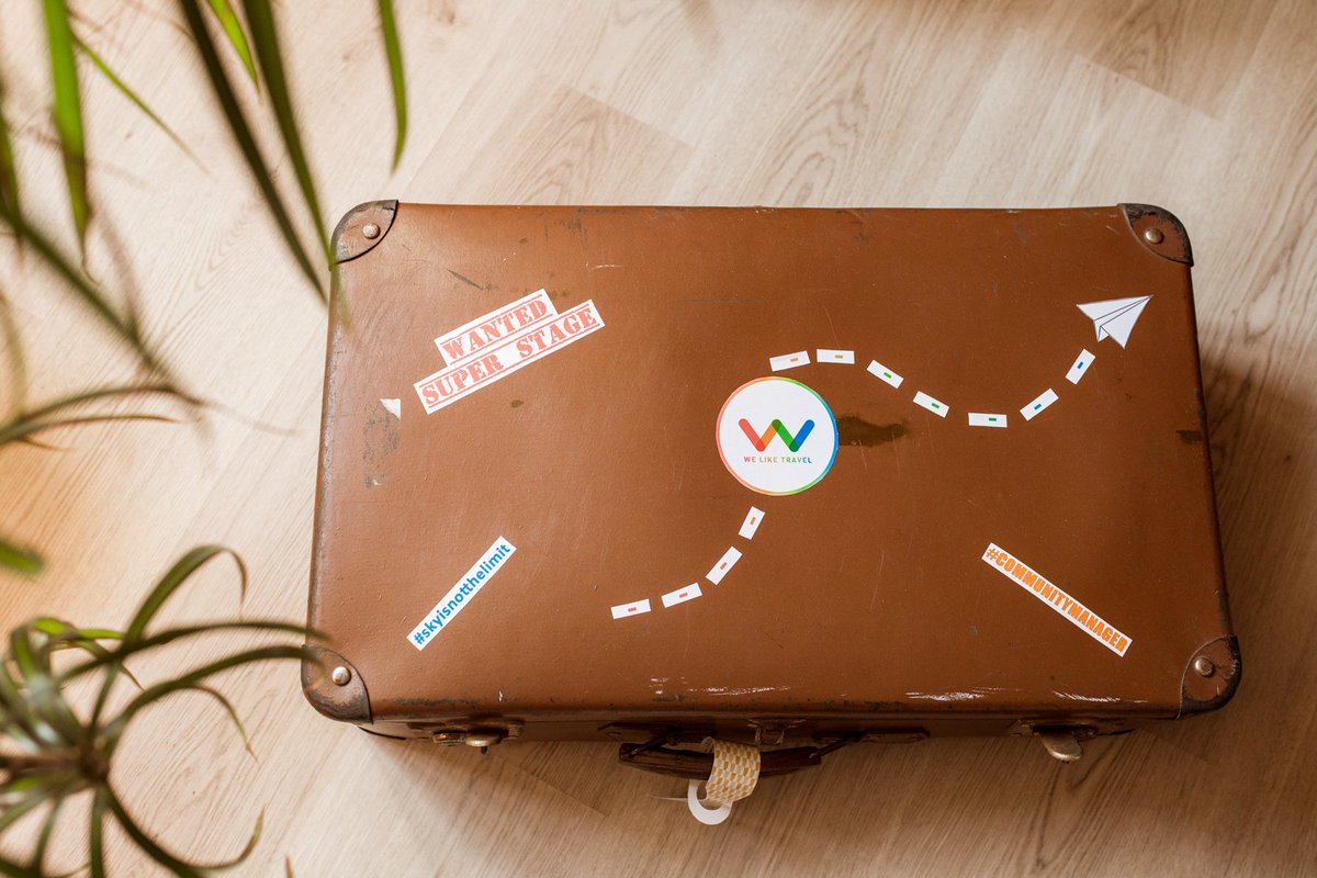 Anaisrousseau44's tweet photo. Aujourd'hui c'était la livraison de ma demande de stage chez @weliketravel ! 😘 #stagecm #communitymanager https://t.co/HeDpzUC2cL