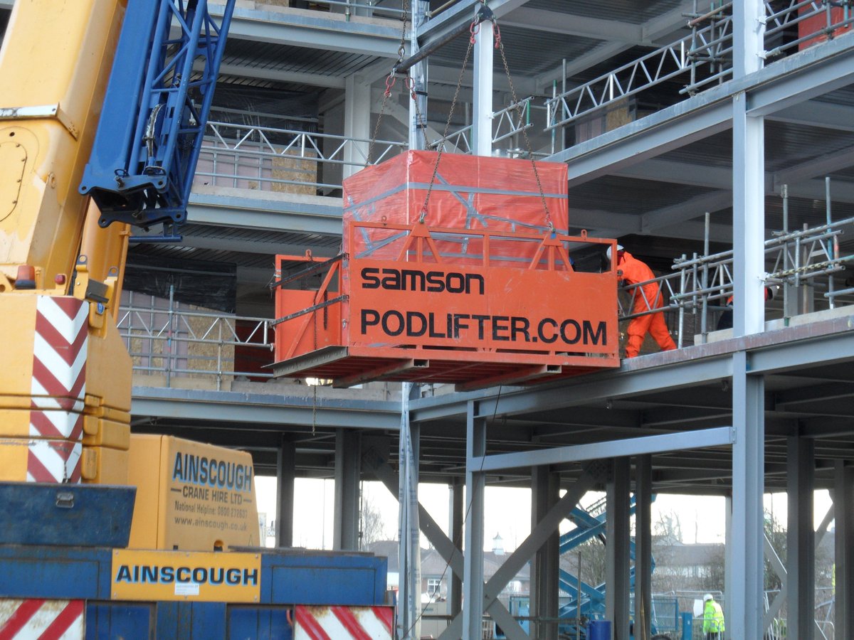 The last of 250 pods lifted and installed by crossjoint.co.uk for <a href="/bandkbuild/">Bowmer+Kirkland</a> Oxford. Averaging 15 minutes per pod, the Samson Podlifter saves time and money on fit out programmes. Visit samsonequipment.co.uk for further details on this fantastic piece of kit. #pods