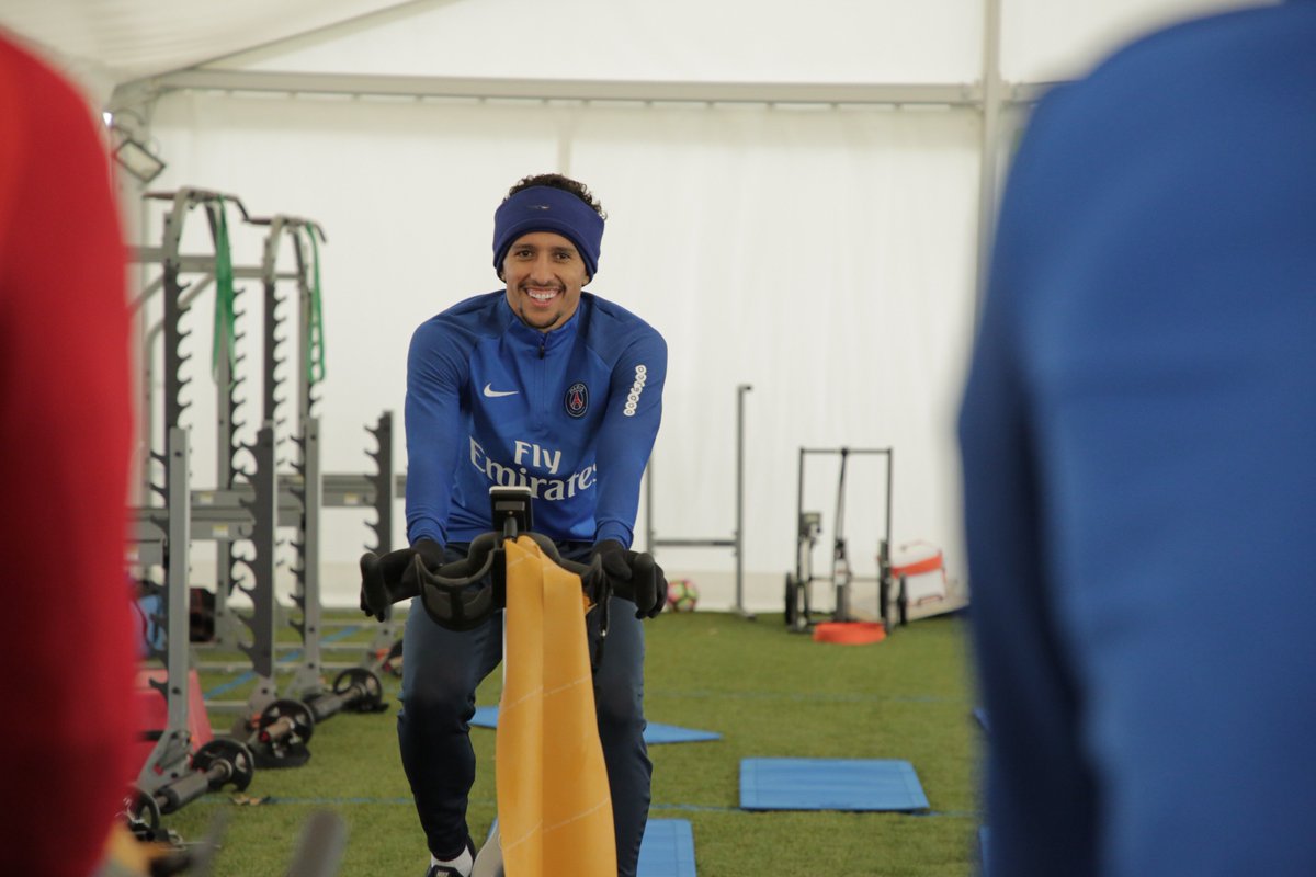 PSG_inside's tweet photo. Une belle échéance nous attend, n'est-ce pas @marquinhos_m5 😀

Quelle est l'émoticône qui correspond le mieux à cette semaine selon vous ? https://t.co/c4BImSCFvN