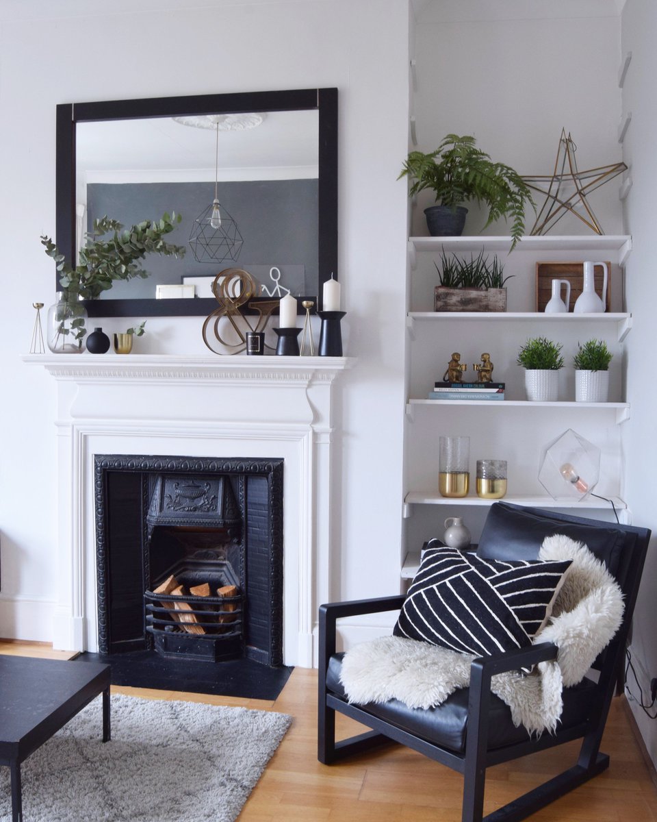 HabitatUK's tweet image. An Interior Designer&apos;s Tips For Decorating Small Spaces via @Refinery29UK ow.ly/de2730ilfgU @topology_london #smallspacehacks