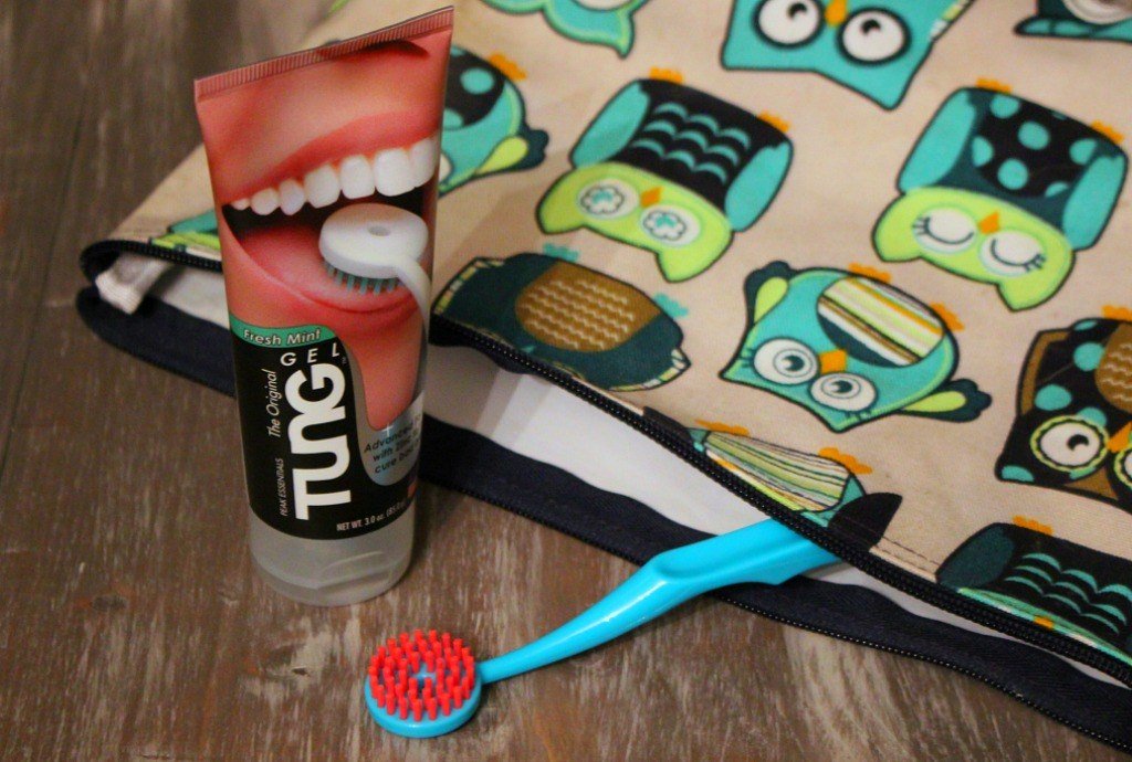 TheAdventureMom's tweet photo. Why a TUNG Brush is just as Important as a Toothbrush when you Travel https://t.co/Cy8e6pFBkD https://t.co/hs28O1gqvB