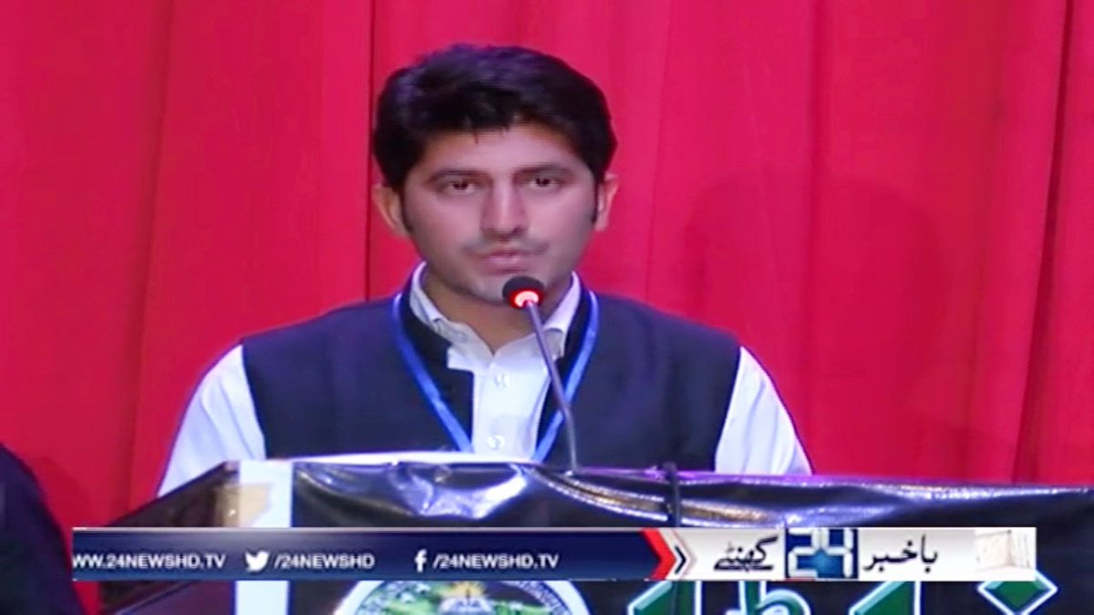 MisbahUtmani's tweet photo. While presenting the Agenda of Grant Fata conversation at Nishtar Haĺl 
@a_baittani 
@Hasbanmediacell 
@takkar1234 https://t.co/yRvOwNFpVD