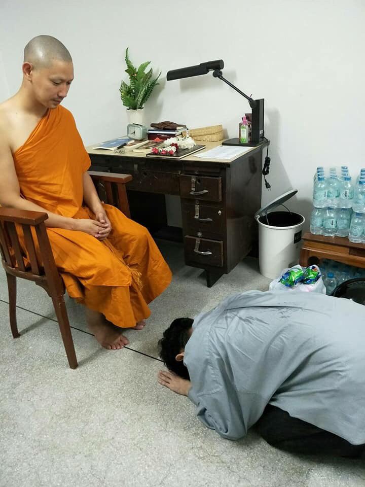 Palitarea's tweet photo. เป็นอีกมุมนึงทีเห็นแล้วอดยิ้มไม่ได้

Cr.เฟสผลิต(เข้าไปไลค์กันด้วยนะ)
#เป๊กผลิตโชค 
#PeckPalitchoke https://t.co/sCsc4qq70p
