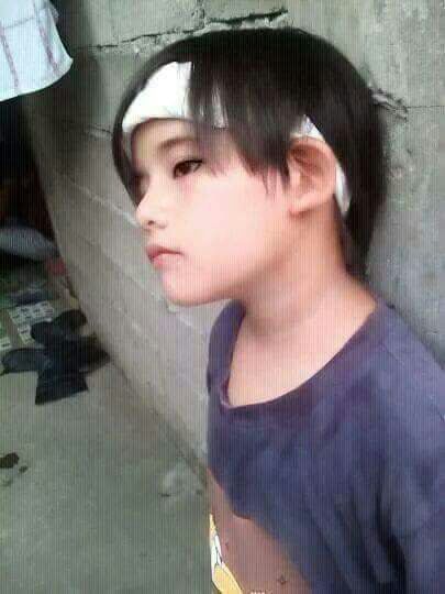 HazelArteta's tweet photo. Mini taehyung of the Philippines. --- Kyaaaaahhhh!!! Taehyung stans, why didn't you tell me that https://t.co/aECAkeoFCf