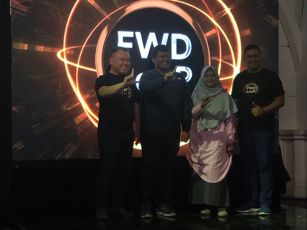 awanmalangit's tweet photo. Selamat buat Mba @akunovitania dan Mas @salmanbiroe menang the best photo instagram @FWDLife_ID
#PilihFWDLooP #FWDBeda https://t.co/9rJf0mp5da