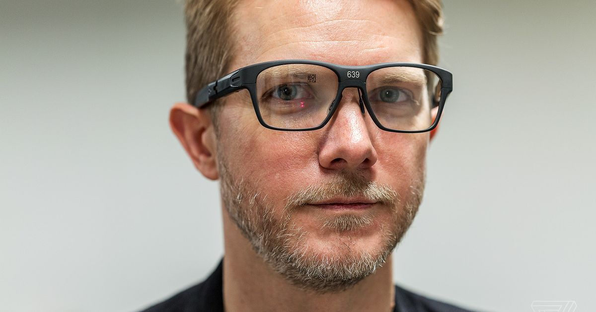 modeso_ch's tweet image. Intel is making #smartglasses that actually look good buff.ly/2EWbgHU #ar #mobiledev