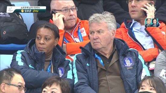 #KoreaFootballAssociation is still so ungrateful to #GuusHiddink who visits Korea for 2018 #PyeongChang Winter Olympic. #Hiddink's generous (pro bono) head coach offer (for S.Korea national football team for 2018 #FIFA World Cup) has been refused by #KFA last year. #축사국