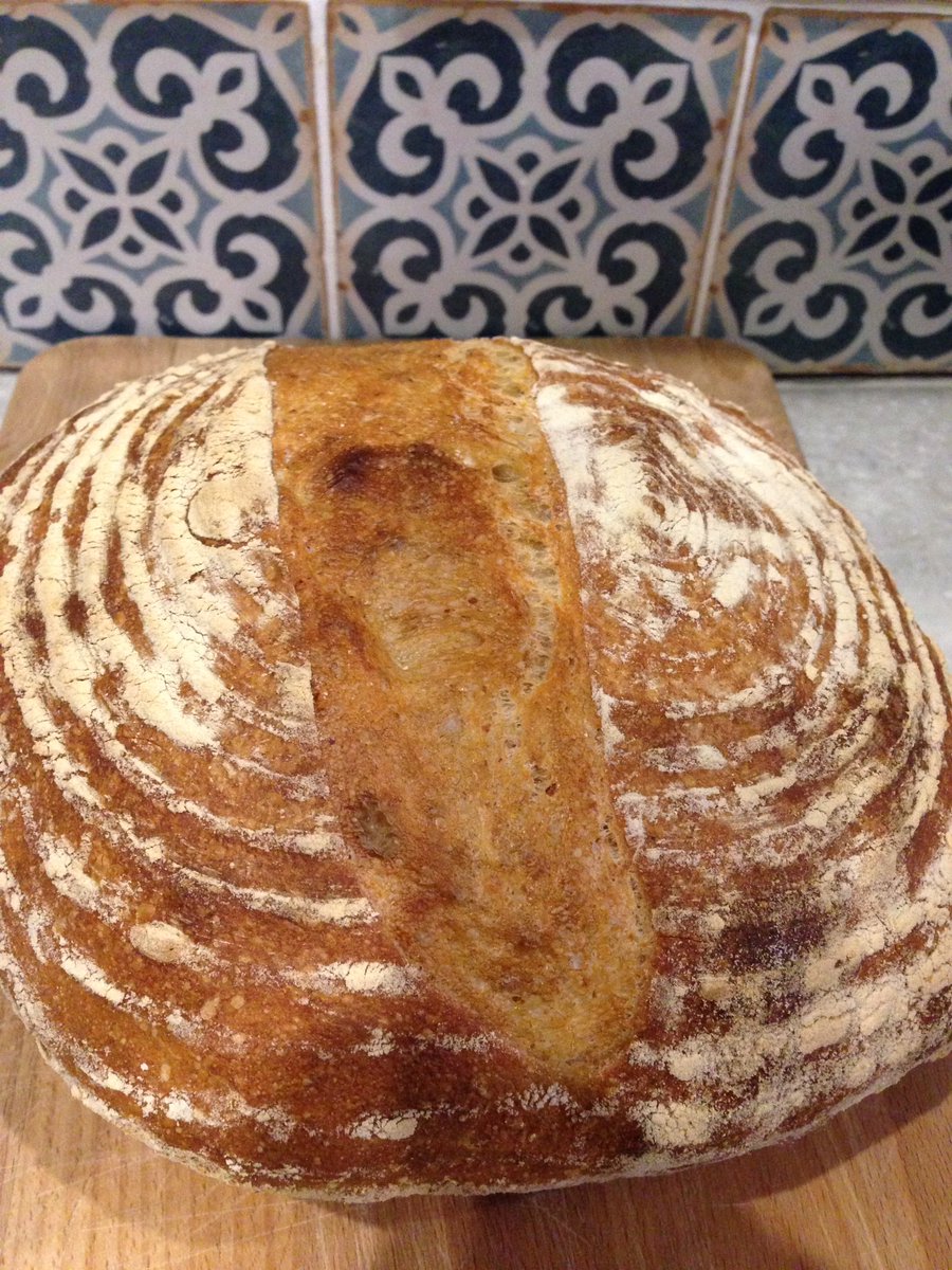 Fabuloaf's tweet photo. Spent the weekend testing #surbitonsourdough with a new method. Seems to be working, now just to tweak the elements of times, temp, hydration etc https://t.co/kqVFpMjJYj