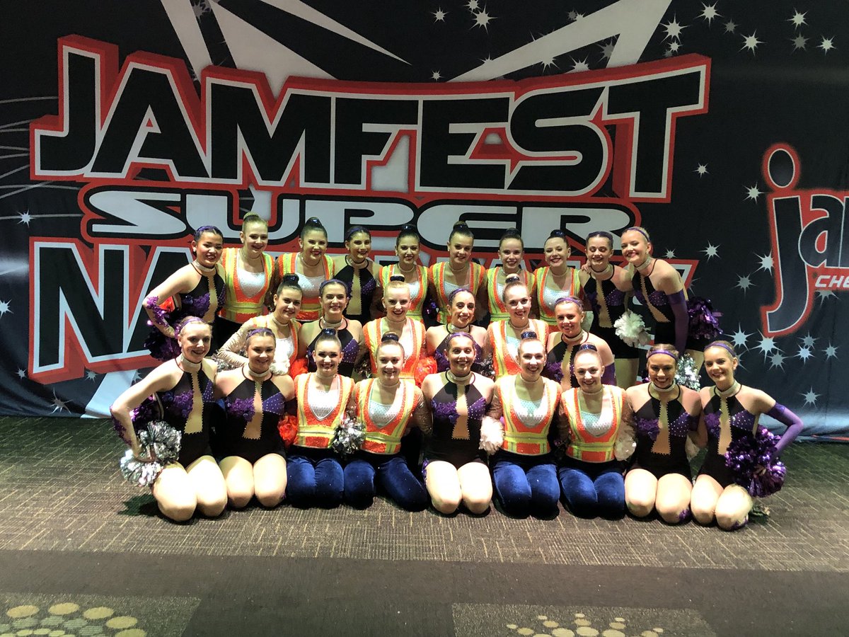 Foursis Dazzlers tweet media