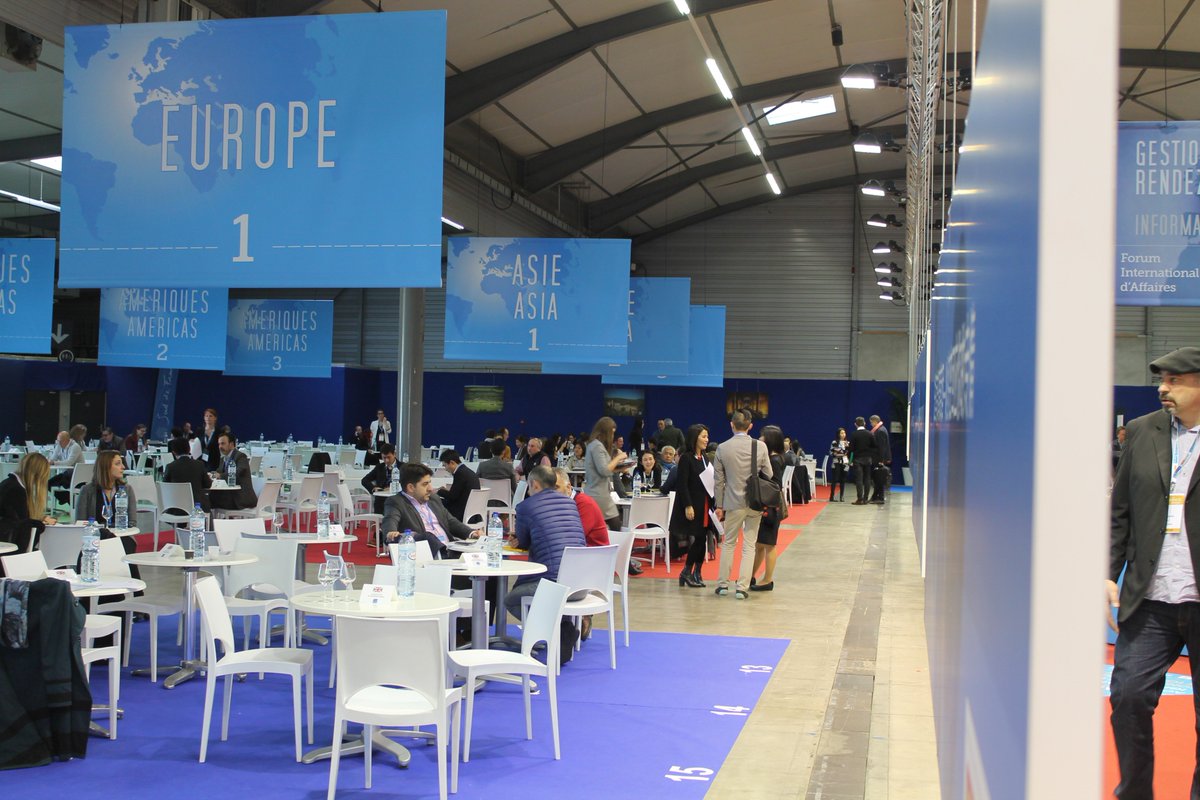 J-6 avant #Vinisud et le FIA (Forum International d’Affaires). Le jour J, Hall B1, découvrez les  87 appellations régionales en une dégustation libre de 1200 vins sur  l’espace du FIA #SuddeFrance.  
vins-fia.com/fr/animations/