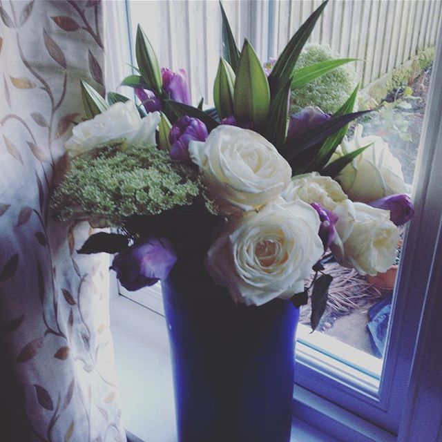 Lyulyu's tweet image. Feeling great after #trainingsession with @amy_almfitness this morning 🙌
Loving my flowers from @waitrose 😍
#Monday is already looking up😜
#hellonewweek 😊 ift.tt/2nThMIb