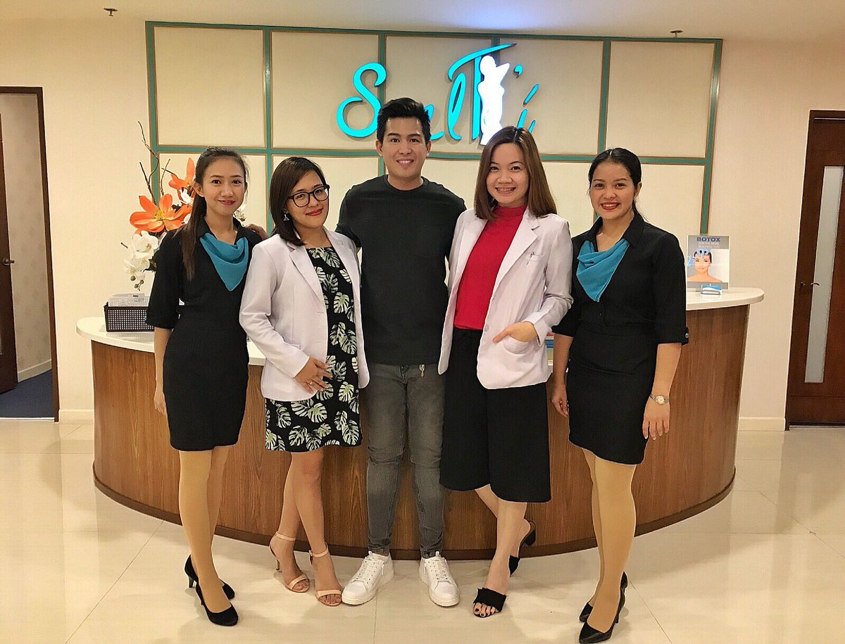 jeremyfavia's tweet photo. Happy Monday from my @svelti_ph fam and I πβ€οΈβ¨ #MondayMeTime #accufirme #platinumdrip #gbright #lookyoung #feelyoung https://t.co/rnGYICorXy