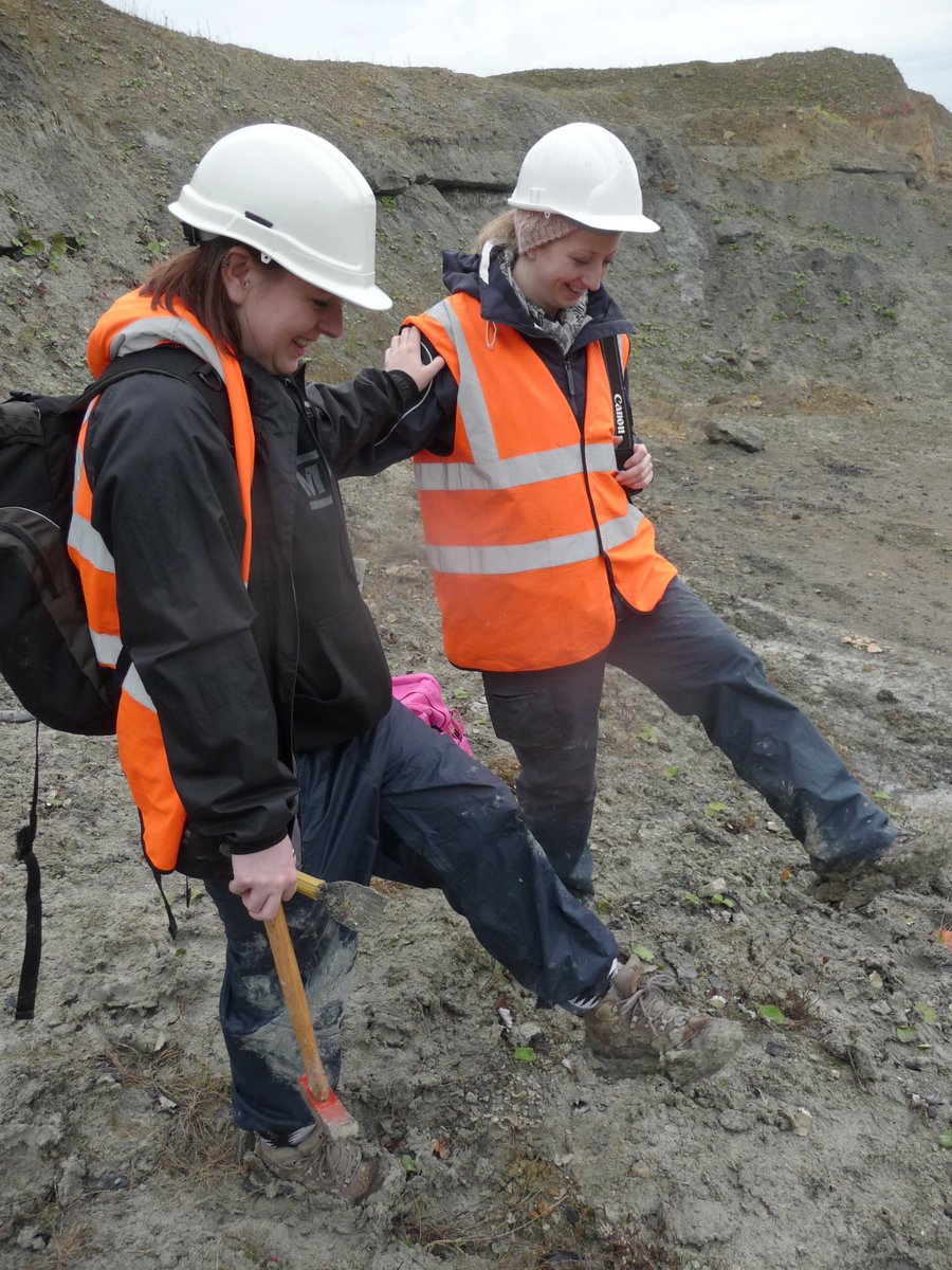 NHM_Cephalopoda's tweet photo. I'm late to the party, but better late than not at all. Me and @NHM_FossilFish fighting the mud together in the field back in 2013. #WomeninScienceDay #WomeninSTEM #Teamwork #Mud https://t.co/viR4luo4dC