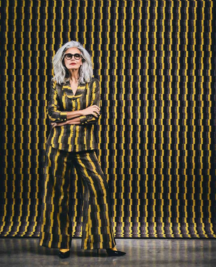 EffetiPavimenti's tweet image. SUPERGRAPHIC HIGH CLASS BY @OBJECT_CARPET
Specially selected yarn structures. Brilliant colours. New standards.
Lustres and gold levels.
High class. High emotion. High-end production.
As broadloam or to create your special #rugX
#graphicclass #supergraphic #design #style #hotels