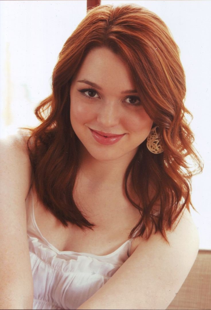 Happy Birthday to Jennifer Stone   About:  