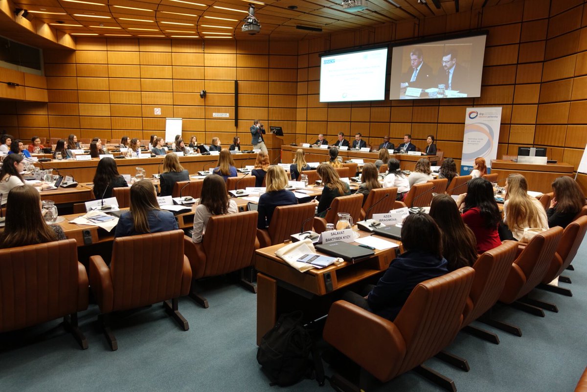 Opening the #OSCE Scholarship for Peace &amp; Security training course for young women professionals on #ArmsControl, #Disarmament &amp; Non-proliferation this morning. Vital to engage #youth on all security challenges. <a href="/UN_Disarmament/">UN Office for Disarmament Affairs</a>