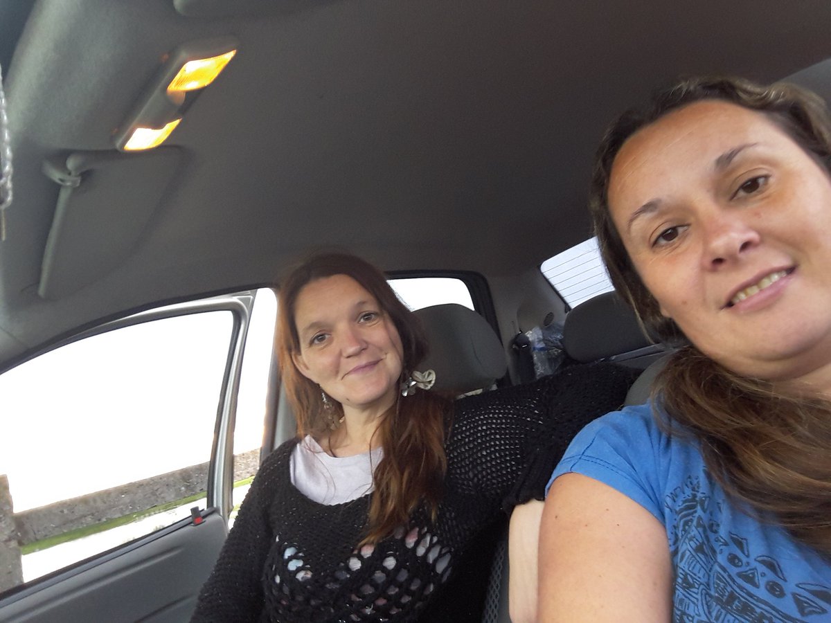 Cecisonrisas's tweet photo. #amigas #rio #mates #sonrisas https://t.co/aV4IGHCL0C