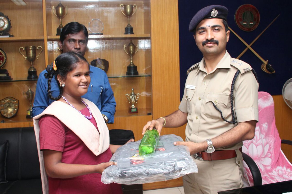 District Collector Tirunelveli Projectspark To Inspire And Ignite Tirunelveli Narikuravar Children Spent A Day With Sp And Understood About Policing They Were Happy To Spend The Entire Day Understanding District Collector Tirunelveli Projectspark To Inspire And Ignite Tirunelveli Narikuravar Children Spent A Day With Sp And Understood About Policing They Were Happy To Spend The Entire Day Understanding
