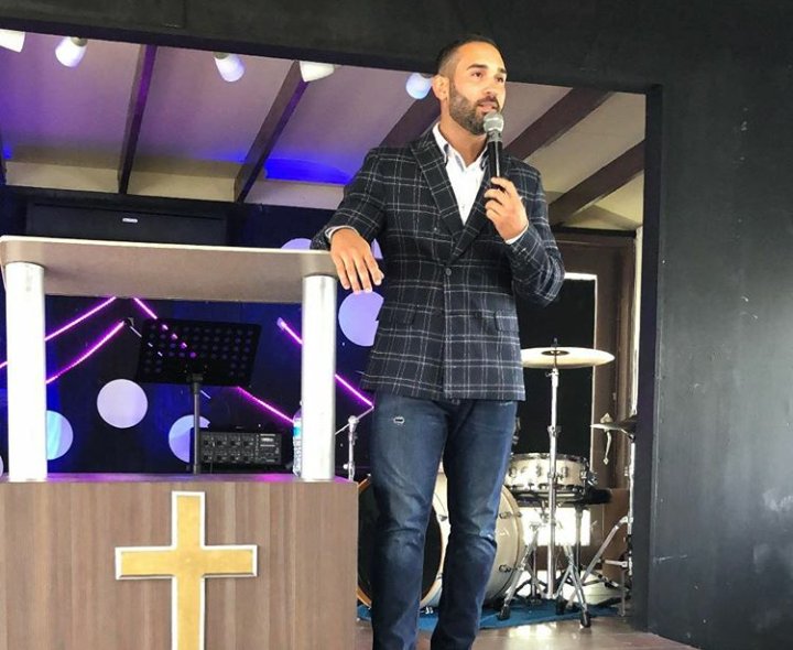MiguelCollazo23's tweet photo. No puedes permitir que los pensamientos negativos te separen del amor de Dios que es en Cristo! #Redirige #DiaDelSeñor #favguayama https://t.co/eFTgpdaF8O