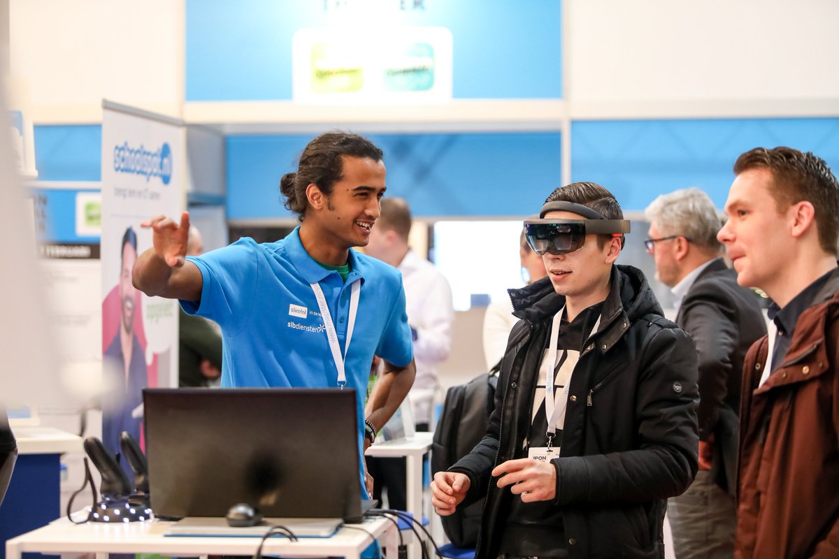 Breensnl's tweet photo. Een tijdreis naar de toekomst om de nieuwste digitale trends in het onderwijs te ontdekken. ICTheek was op #IPON2018. Wat namen we mee uit de toekomst? https://t.co/YYcpCo0B4e https://t.co/8CFOnL9ZSz
