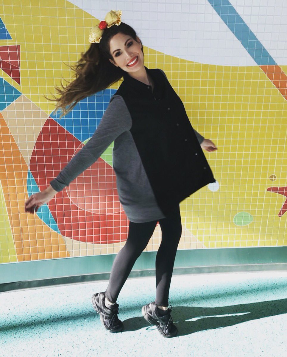 CYNTHIAOLAV's tweet photo. Happy Me by #johapparel #fempr https://t.co/hETVEE4UJZ