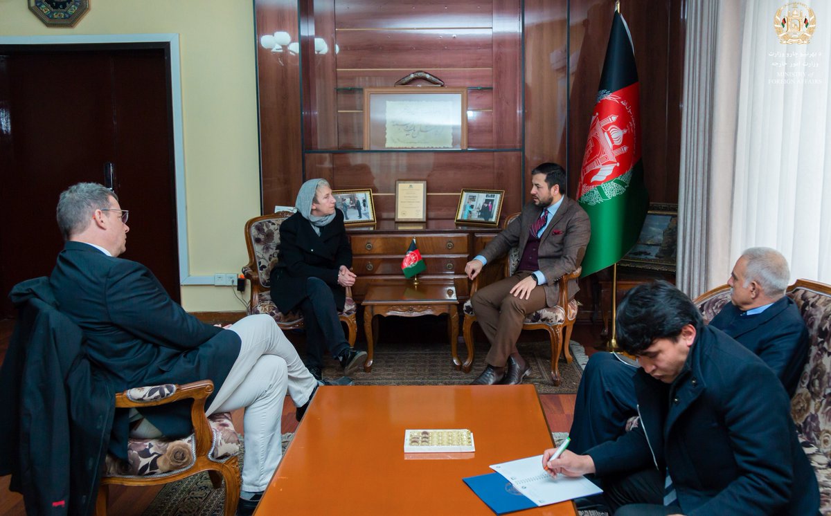 Deputy Foreign Minister Meets Head of Delegation for ICRC in Afghanistan go.mfa.af/15cb