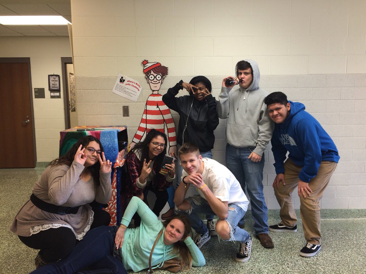 HartwellTravis's tweet image. @shelbyhsbears #SHSloves2read #readinginmath #shockthenation