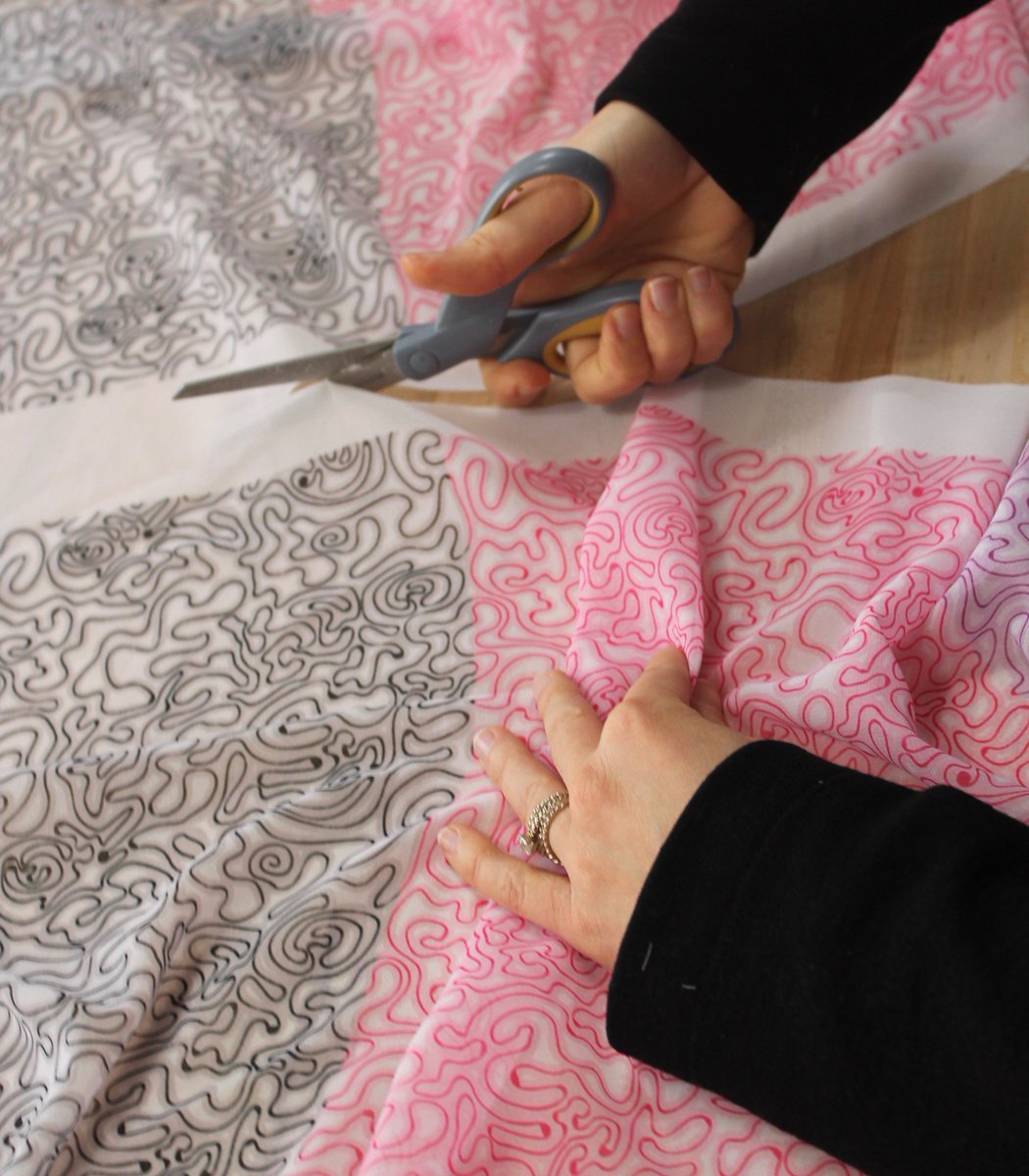 First2Print's tweet image. QAQC with poly voile for @gitaomriofficial ... and all our custom digital fabric printing!  #fabrics #voille #semisheer #cutting #qualityassurance #fabricfocus