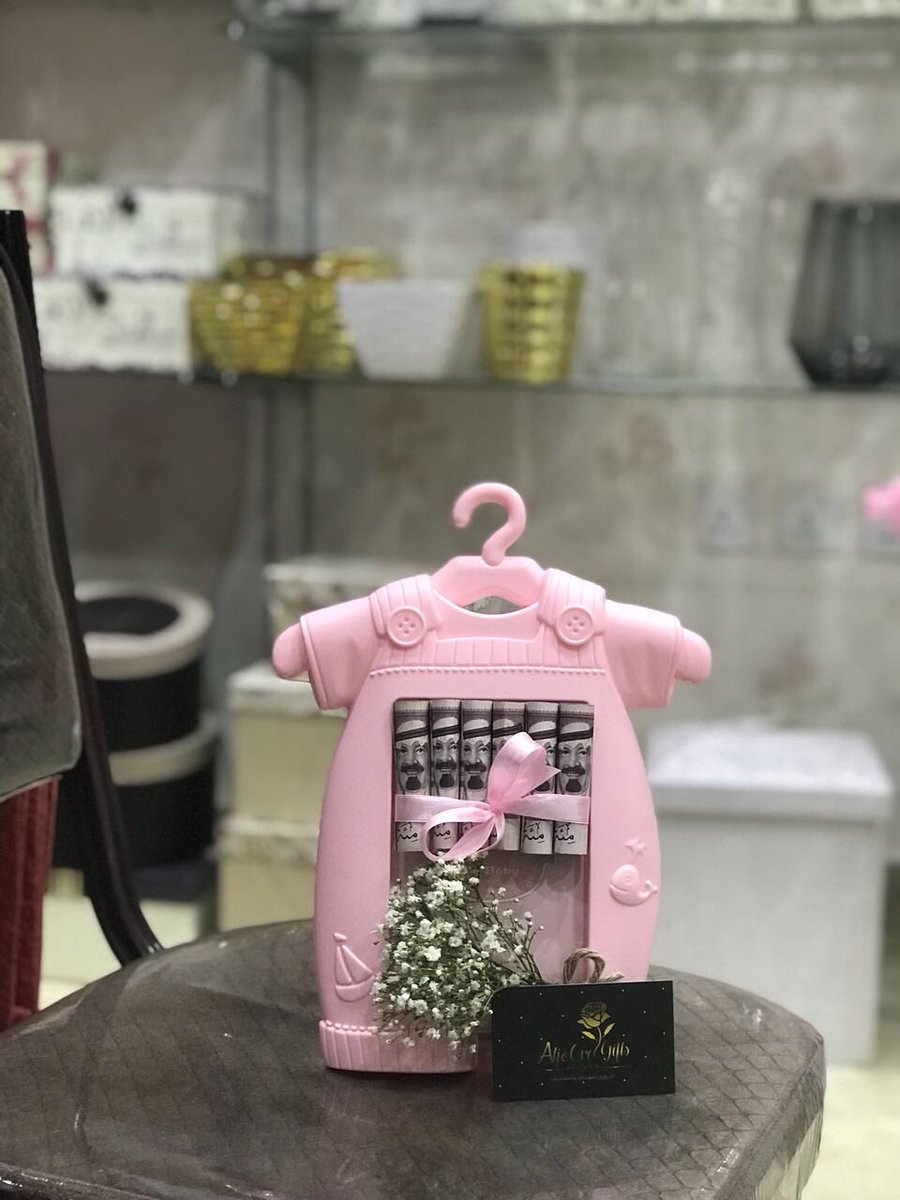 من هدايا المواليد متوفره بثلاث الوان 
ابيض - وردي - سماوي
.
.
واتساب : 0568087008
انستا : Aljo0re 
.
.
#عسى_الله_يجيب_الغيث