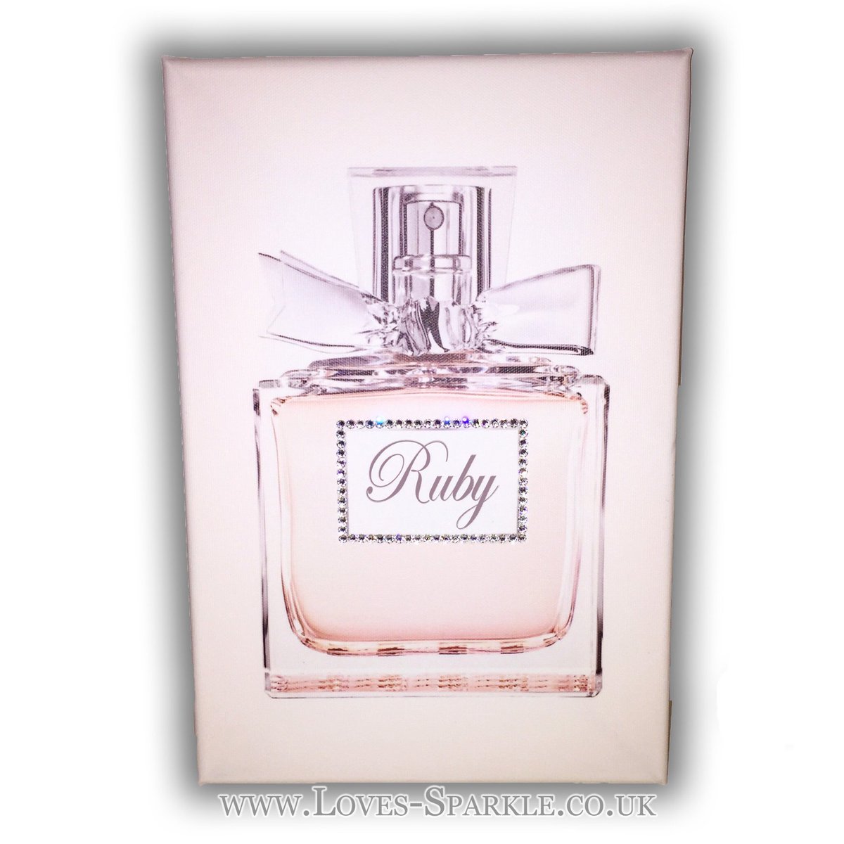 Goooood morning Monday 😘
Lots of messages asking about this, it can be purchased via our website under the ‘personalised name perfume bottle’ canvas design - option 5 light pink 🌸

Loves-Sparkle.co.uk