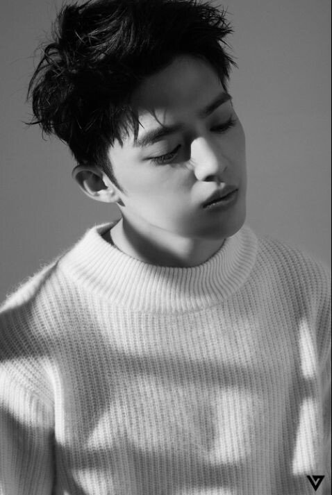 WifeWw's tweet image. Disini seperti yang kubilang.. ku gak suka potongan rambut Wonu sama Mingyu, tapi orang ganteng mah tetep ganteng kok! #hiphopteam #visualteam #MINGYU #SCOUPS #WONWOO #VERNON #SEVENTEEN