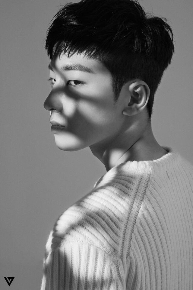 WifeWw's tweet image. Disini seperti yang kubilang.. ku gak suka potongan rambut Wonu sama Mingyu, tapi orang ganteng mah tetep ganteng kok! #hiphopteam #visualteam #MINGYU #SCOUPS #WONWOO #VERNON #SEVENTEEN