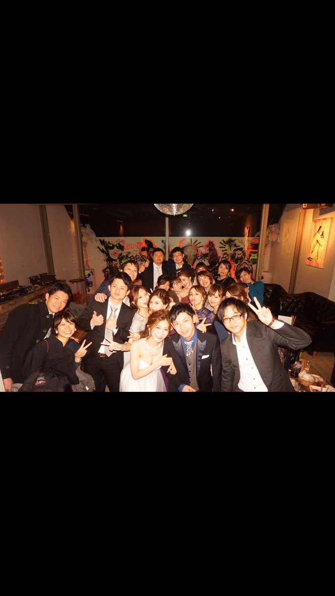 ichikaw_m's tweet photo. 昨日は、結婚式の二次会に使って頂きましてありがとうございました‼️
終始、皆様が笑顔で最高の時間でしたね^_^また遊びに来てくださいね^_^ 
FYBでは、大切な思い出の映像を
プロジェクターで映す事ができますの
是非、ご利用下さい^ ^
#FYBOSAKA #FUKYOUBITCH
#エフワイビー #omotenashi株式会社 https://t.co/BNA7iBWyBi