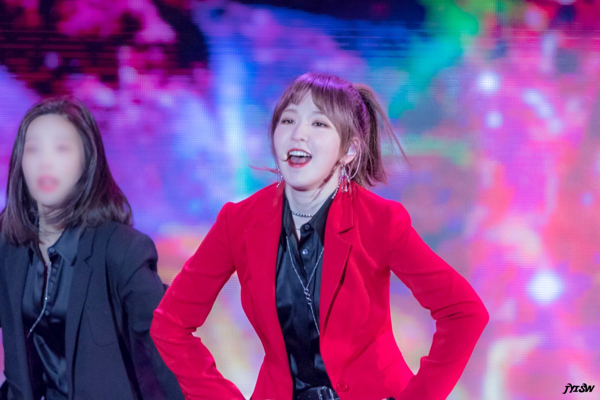 JYISW_RV's tweet photo. 2018.2.10 강릉
#레드벨벳  #RedVelvet 
#웬디 #WENDY https://t.co/rlF74UyS9a