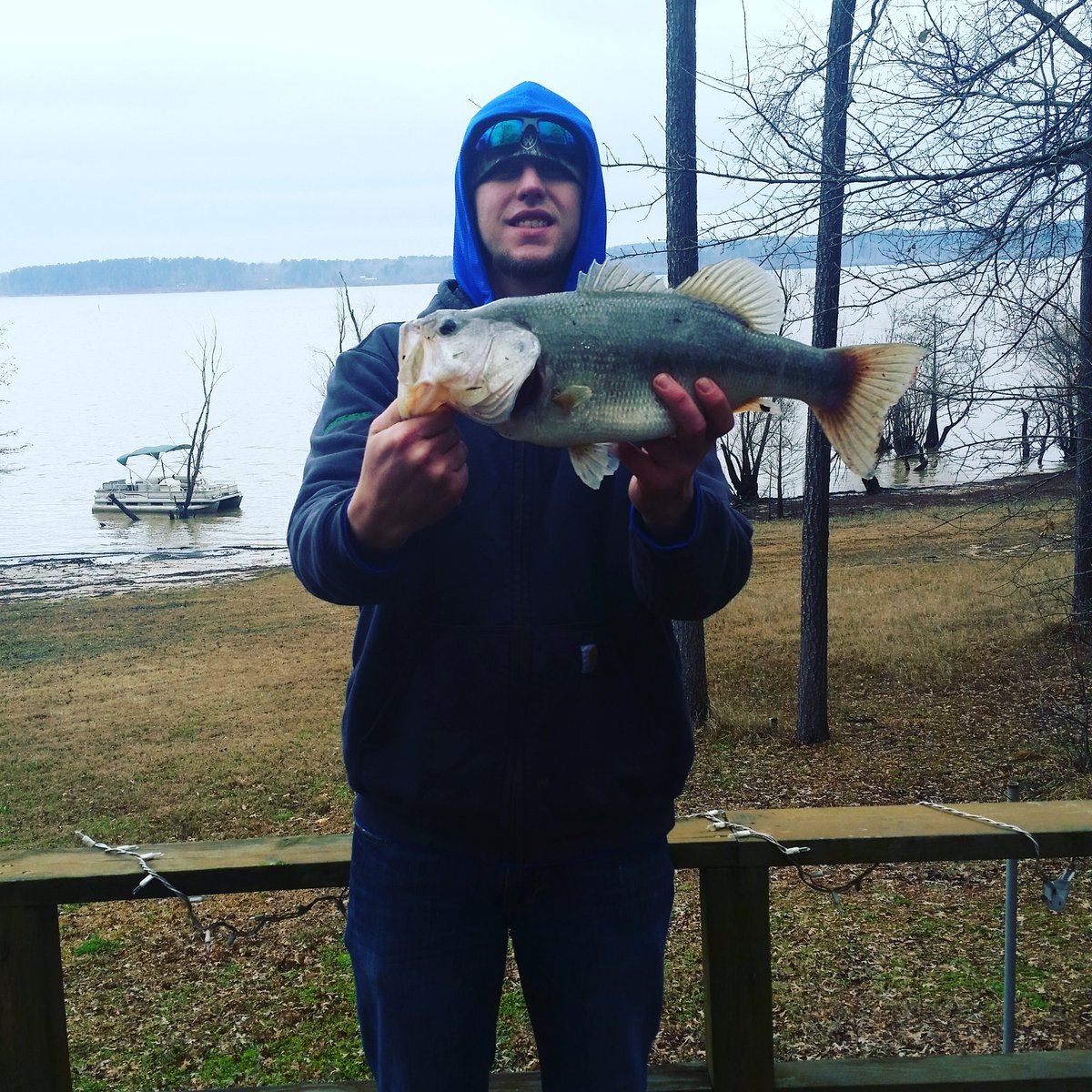 jay_frels's tweet photo. #BassFishing Caught thus nice 4lber Yesterday she had a fat belly and put up a nice fight https://t.co/WS2D7DhoWs