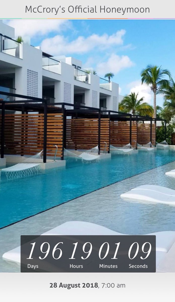 Princess_Haylz's tweet photo. It’s so cold and having second day hangover issues makes me want to be on holiday right now! #countdown https://t.co/9fmyWozmTm
