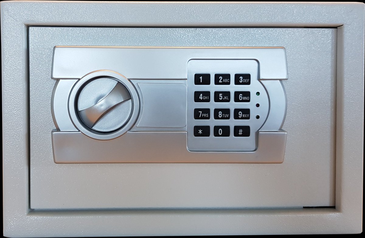 Nieuw bij De Raat: de Protector Key 24 E!

Om tot een eenduidiger programma te komen, is besloten om het succesvolle sleutelkastje E-Compact met 24 haken voortaan te integreren in de eveneens succesvolle serie Protector Key.