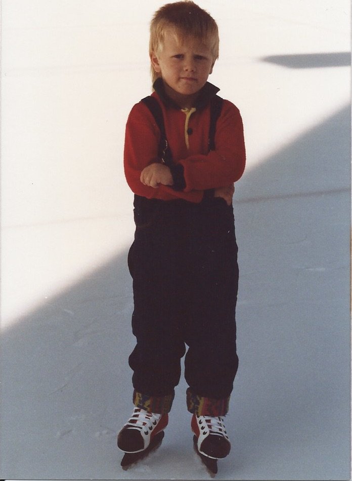 Mit schwärem Härze aber mitemne positive Blick id Zuekunft muess i mi leider a dere Steu vorerst vom Hockey verabschiede.
Schön isches gsi😀