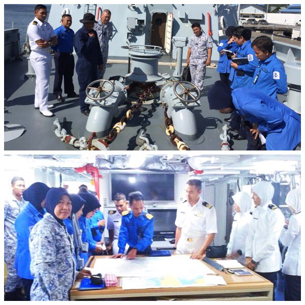Seadwellerse's tweet photo. Lawatan singkat bagi mengenali kapal @GAGAHSAMUDERA sebagai kapal latihan
@NavySDK 
@CharlesOPang 
@KhirJunaidi 
@PsstldmOfficial https://t.co/L23wsgdFPd