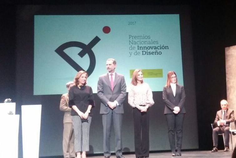 Alfve's tweet photo. En el acto de entrega de los Premios Nacionales de Innovación y de Diseño 2017 #PNID2017 @_minecogob, en #Móstoles. ¡Felicidades a todos los premiados! @redinnpulso #innovacion https://t.co/IS72TXzAmM