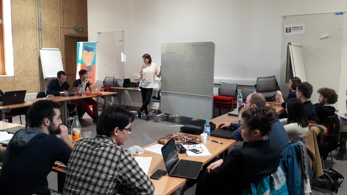 Pulsalys's tweet photo. Les doctorants de l'Académie de l'Innovation @Pulsalys @UniversiteLyon en plein "Atelier sur les modèles économiques de projets innovants" à la @fabrinnov  #ACinnov2018 @ReseauSATT https://t.co/cgWtEjxYxq