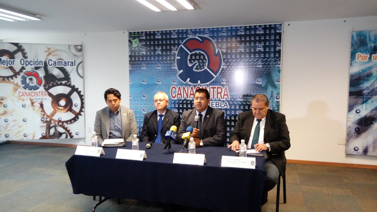 canacintrap's tweet photo. En nuestra cámara, iniciamos semana con Rueda de Prensa para presentar el pulso sobre las tarifas eléctricas y presentación del Presidente entrante de #CANACINTRA Puebla Gabriel Covarrubias Lomelí @GCovarrubiasL https://t.co/9e9M6yxaOc