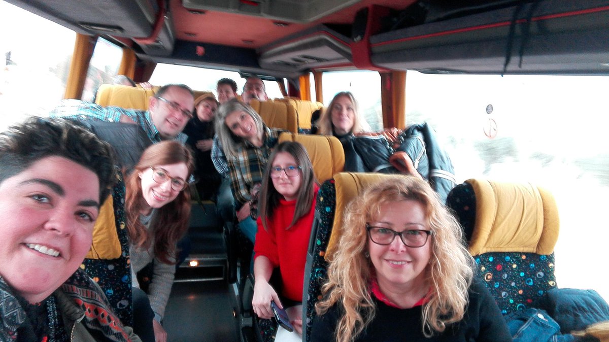 Beatrizmonbu's tweet image. Visita a #sofasfama. Gran empresa, gran equipo de trabajo.