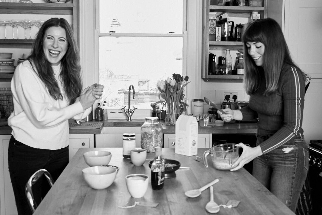 Karen_HTCo's tweet photo. Celebrating now being across all @planetorganicuk stores with a bowl of our @Happytummycomp Lovegrass Porridge 🤤 https://t.co/HbSaKlQwOy