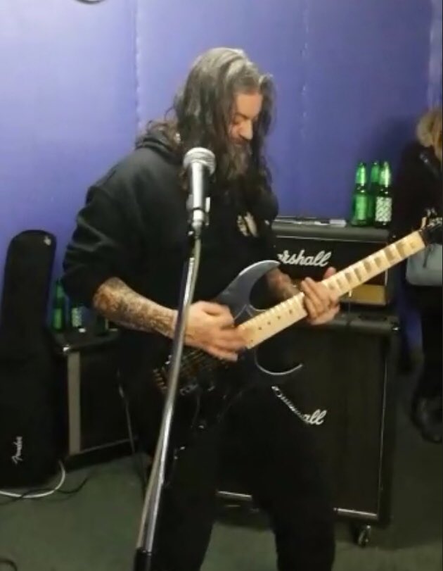 Merichane1's tweet photo. Productive weekend! Rehearsal + tattoo! #merichane #metal #lancaster #tattoo #dragongatetattoo https://t.co/EusOS3eH0h