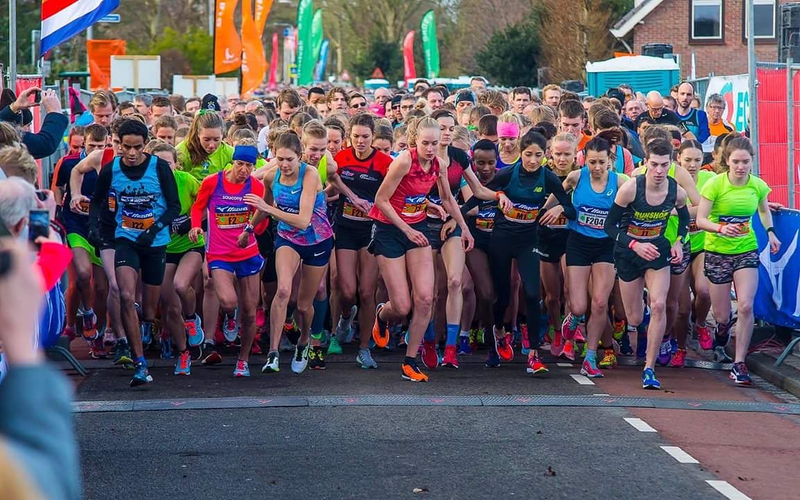 Redelijk tevreden met het zilver van gisteren. Het was weer een prachtige wedstrijd. Nu gaan we bouwen aan de topvorm voor de halve marathon #zinin #letsgo #groetuitschoorlrun 
jipvastenburg.nl/nieuws/70/zilv…