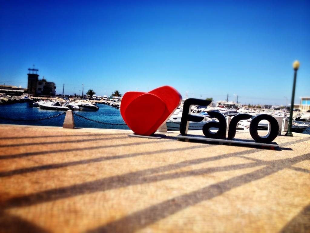 yellowfish_tran's tweet photo. Love:
1. to have love or affection for;
2. to have a profoundly tender, passionate affection for;
3. to have a strong liking for; take great pleasure in;
4. Holidays at the Algarve.☀️☀️❤️ https://t.co/5QZ2TwIGGD