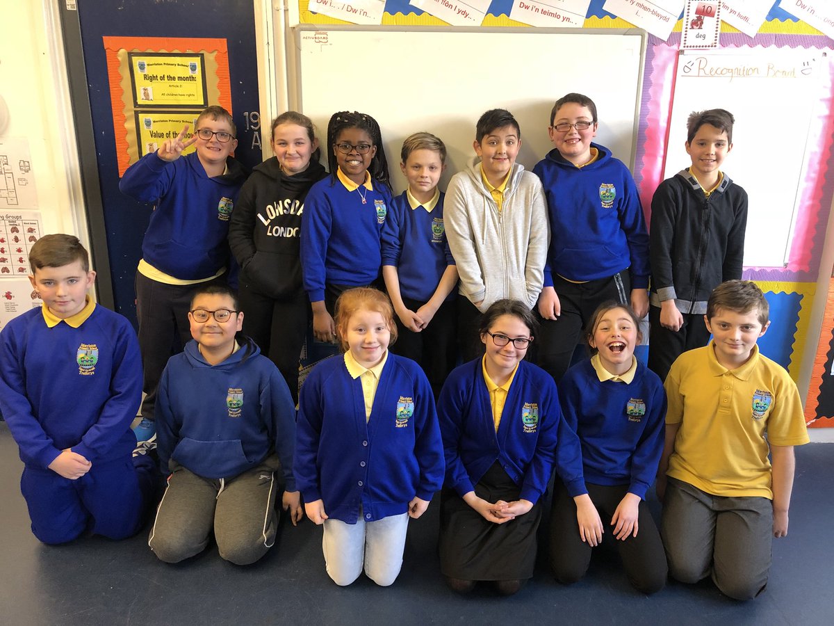 MCS_MissD_ICT's tweet photo. Another great @McsTransition session with @Morristonps today 🙂 #coding #ICT #transition #havingfun https://t.co/fupXEWZZOk