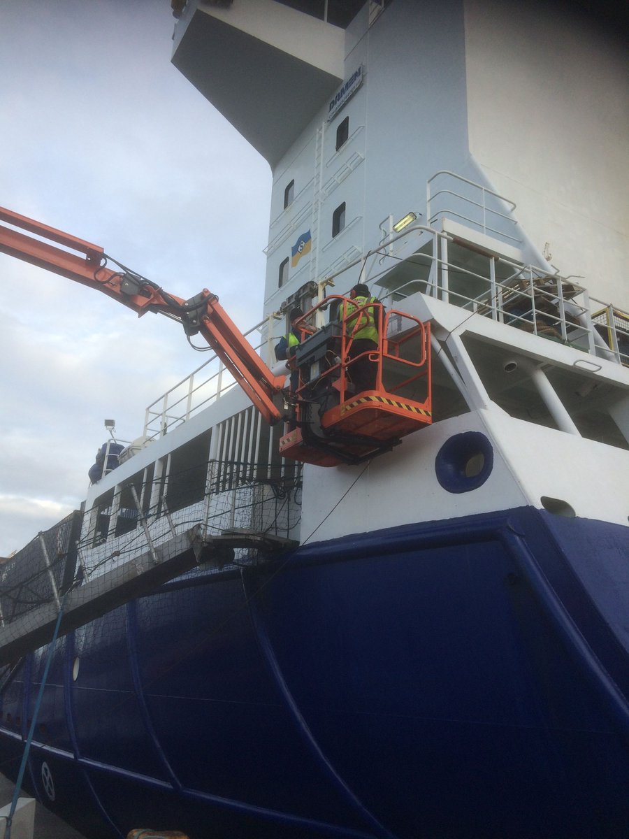 CPRSurvey's tweet photo. Our newest Ship of Opportunity, the Kristin Schepers, was in Liverpool earlier this month, being fitted with a tow point from which to tow one of our #CPRs. Ship Liaison Officer Dave Wilson was on hand to oversee the fit and meet the crew onboard #60yearsofdata https://t.co/R6q8pfB7IT