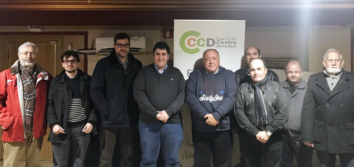 CCDcentro's tweet photo. #CCDcentro se crece en la #MarinaBaixa constituyendo la Agrupación Local de #Benidorm .
#Centristas
https://t.co/PqiHqjPqbF https://t.co/0cALhohPOq